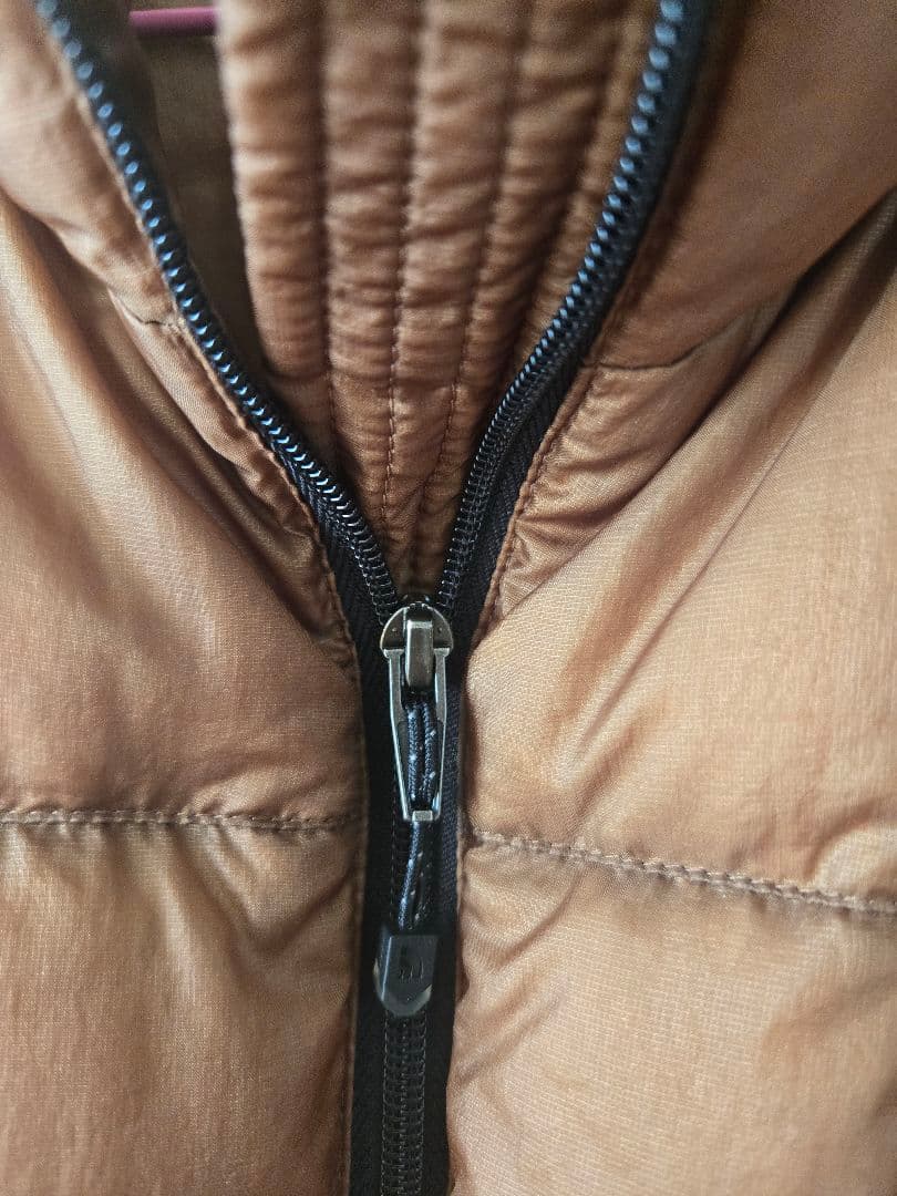 美品　大人気　ノースフェイス　アコンカグアダウンベスト　メンズS