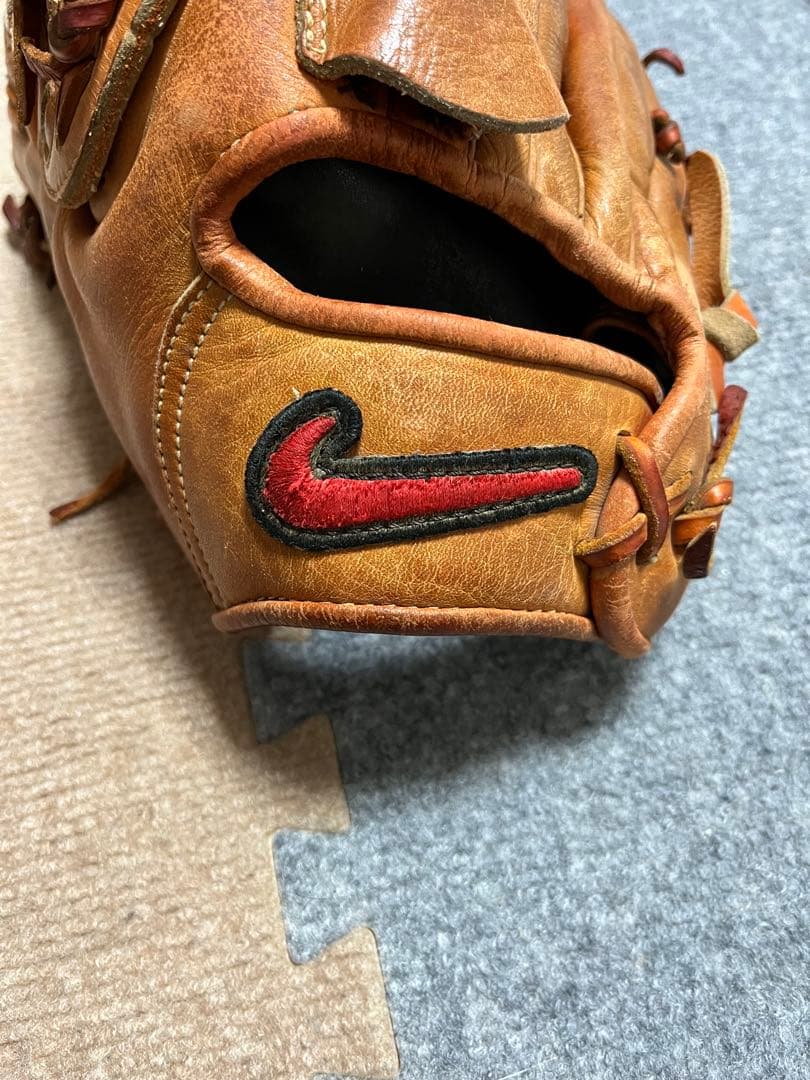 ナイキ　軟式　投手用グローブ　左投げ　松坂大輔モデル