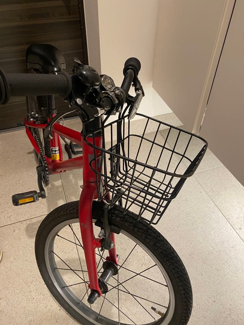 子供用自転車 赤 バスケット付き