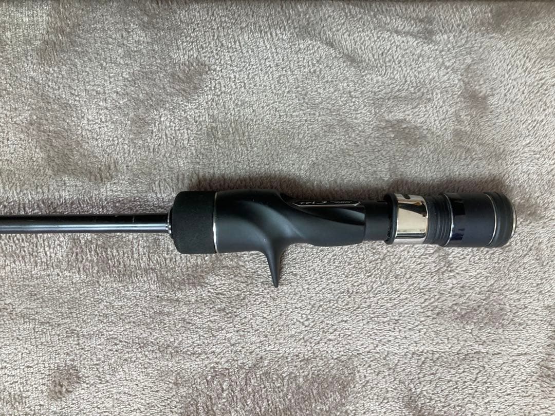 SHIMANO ゲーム タイプスローJ B66-3