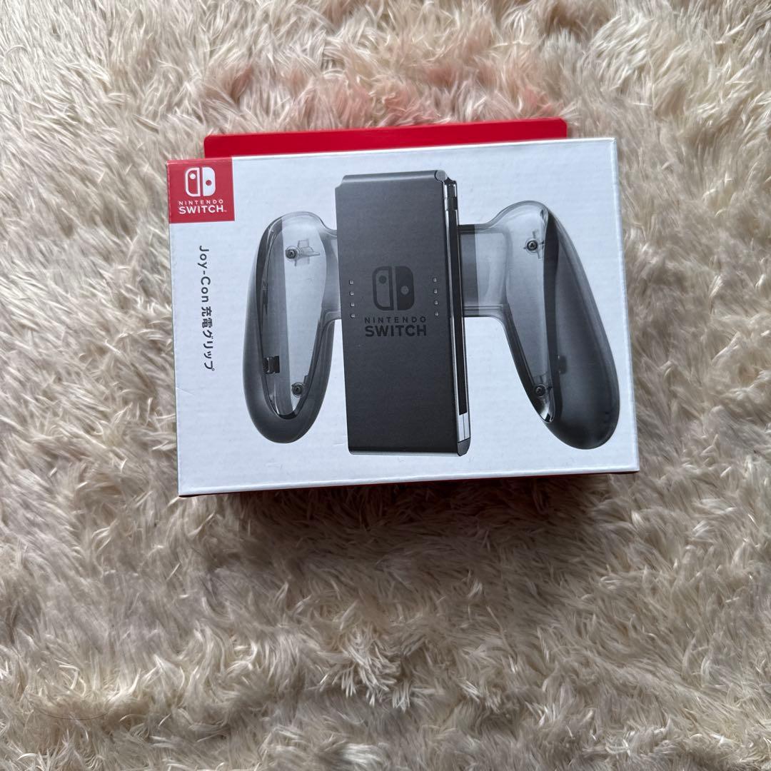 限定カラー Nintendo Switchマリオレッド+充電グリップ