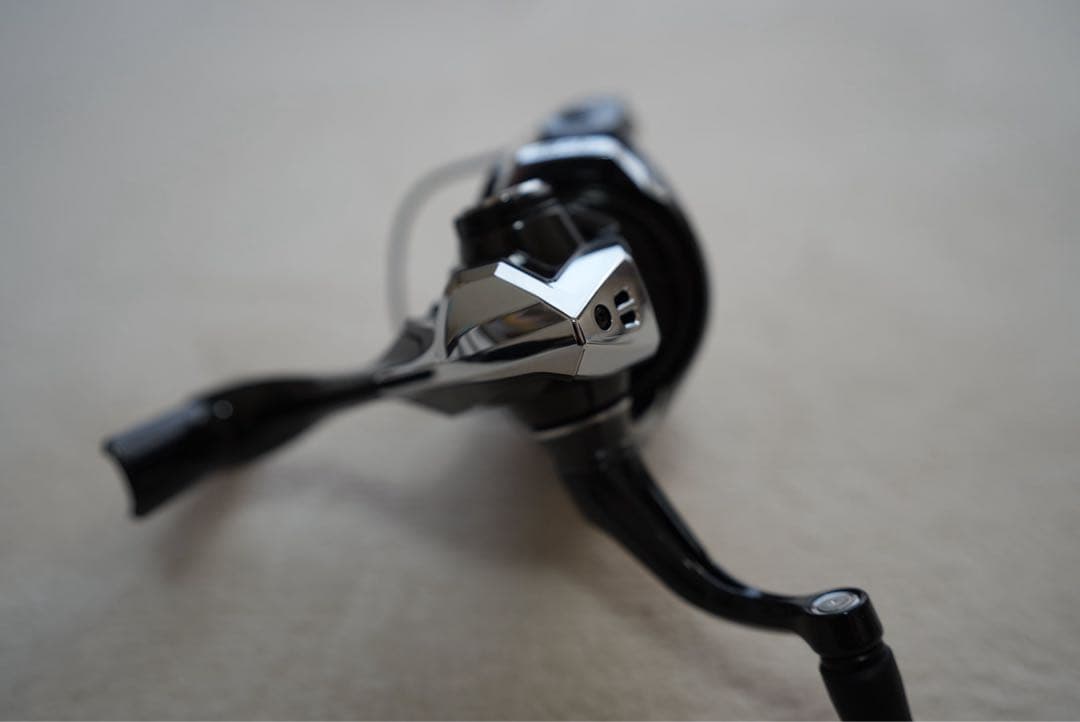 『美品』SHIMANO シマノ 23ヴァンキッシュ C2000S