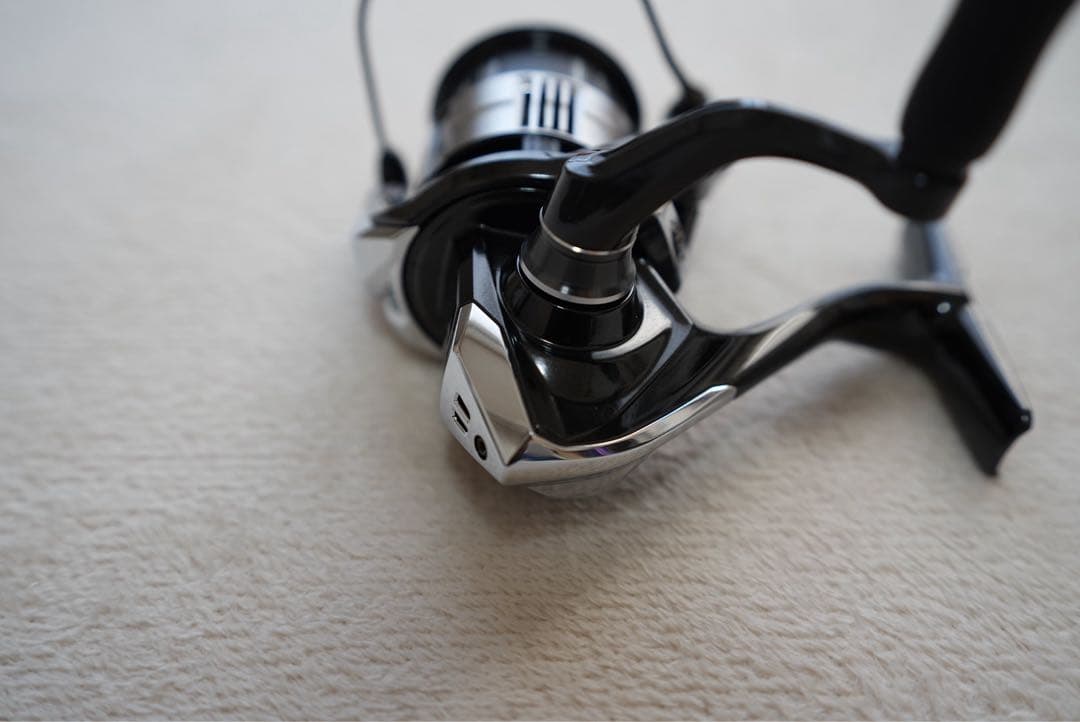 『美品』SHIMANO シマノ 23ヴァンキッシュ C2000S