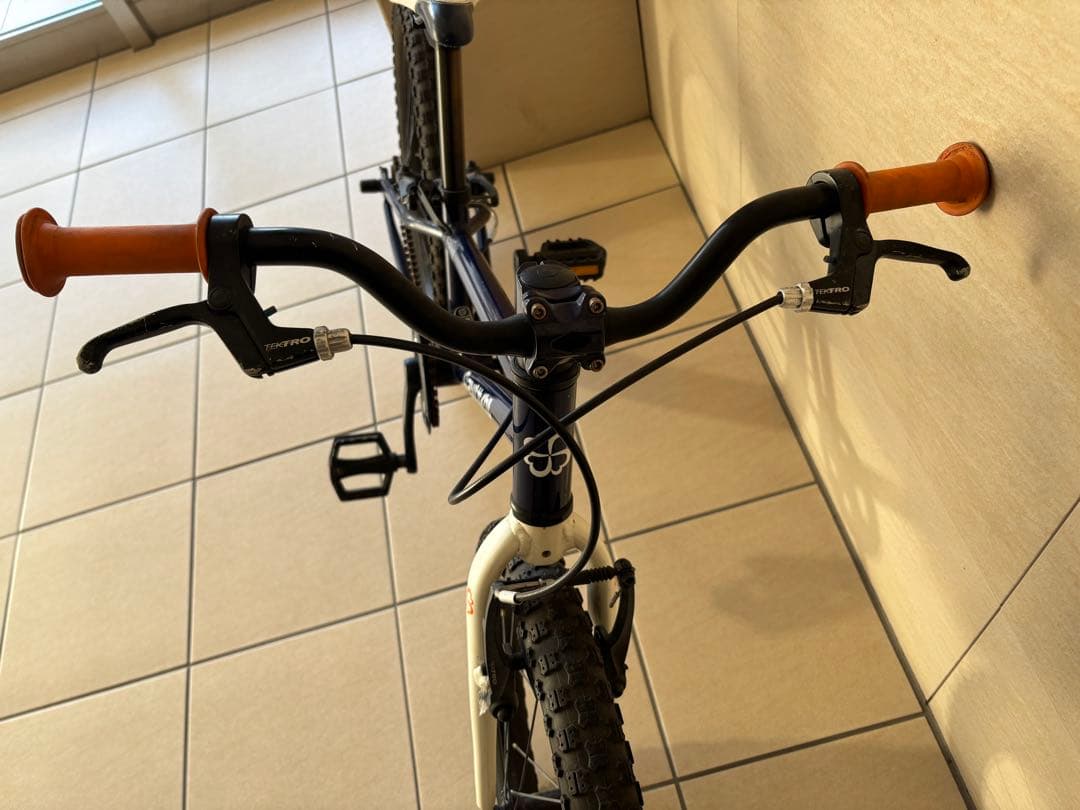 ヨツバサイクル　キッズ　自転車　20インチ　引き取り限定