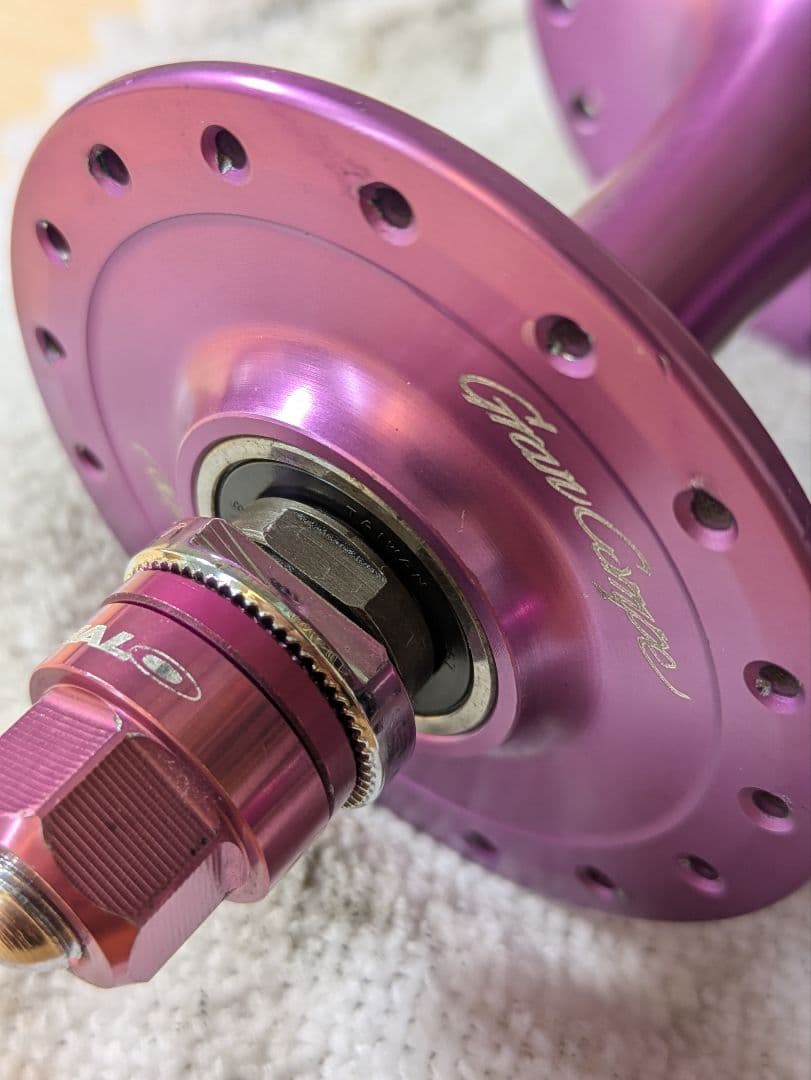 グランコンペ　ハブ 32h 120mm