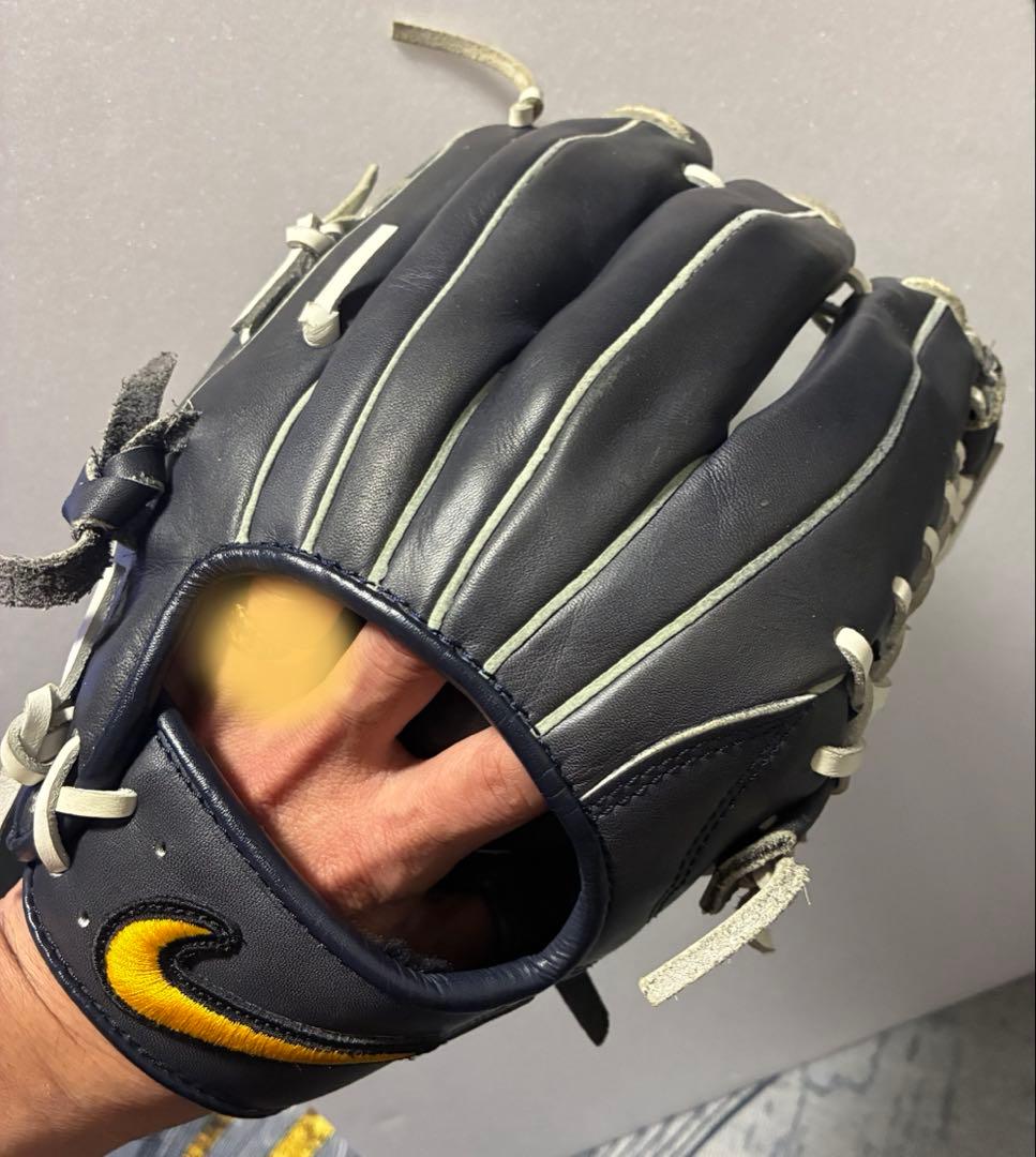 NIKE【ナイキ】オールラウンド 右投げ 軟式グローブ　成人・大人向け