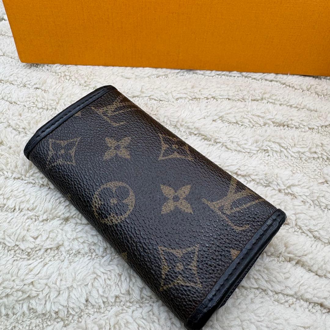 Louis Vuitton モノグラム マカサー　ミルティクレ6 キーケース