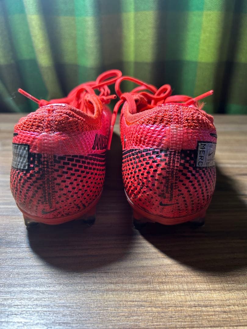 Nike Mercurial レッド FGシューズ　24.5cm