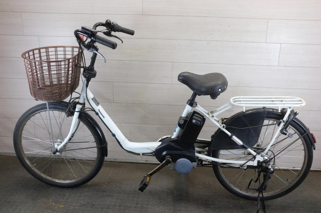 パナソニック　22インチ　3段　8.0Ah（5点灯）充電器あり