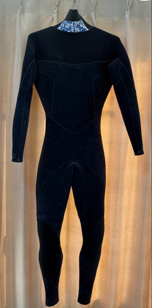 DOVEダヴ　セミドライフルスーツ ウェットスーツ 裏起毛165cm相当