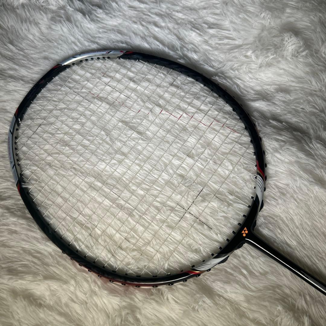 【極美品】YONEX VOLTRIC 70 バドミントン ラケット 3UG5