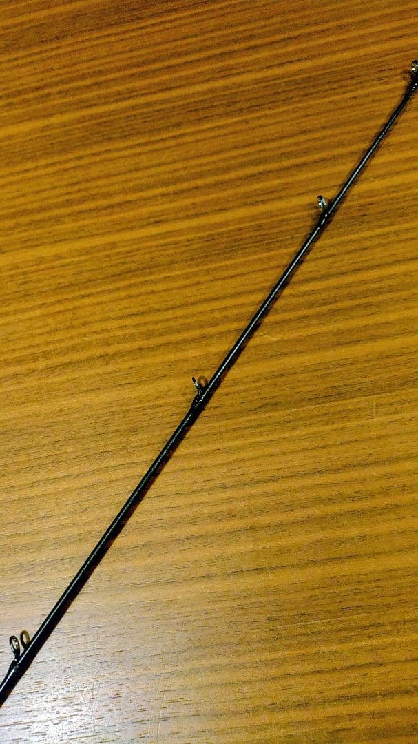 【新品同様極美品】25モアザン 90MLM・J