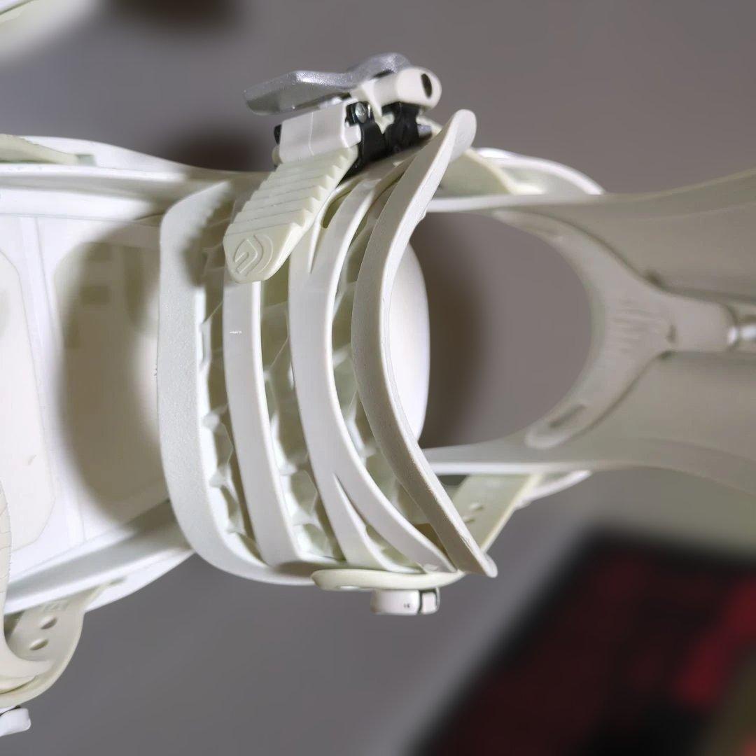 FLUX XF ホワイト Mサイズ