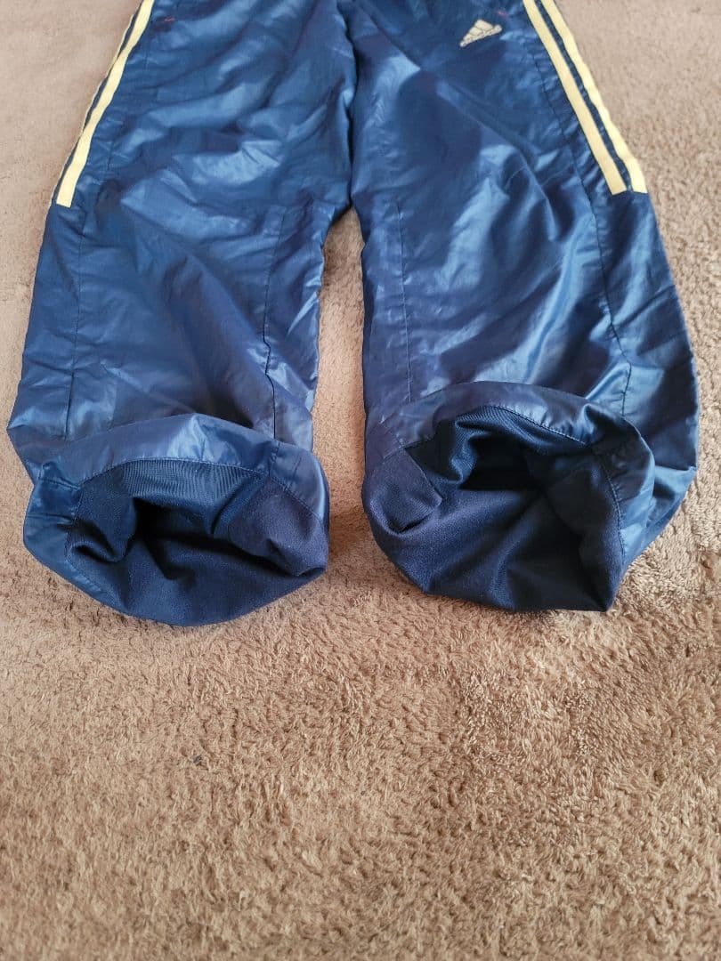 adidas　ナイロン上下（ピステ／ウィンドブレーカー）サイズS
