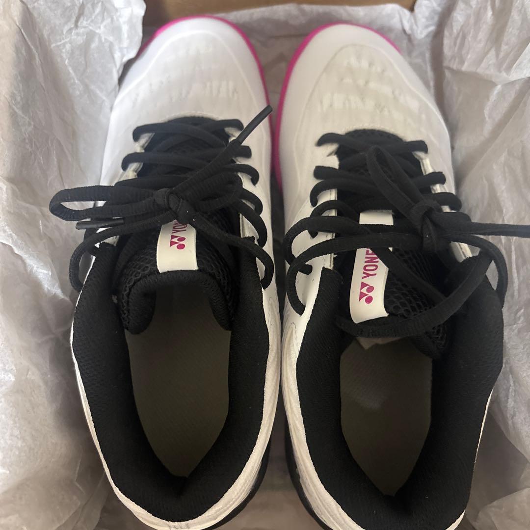 YONEX 840MD バドミントンシューズ ホワイト/ピンク25.5cm