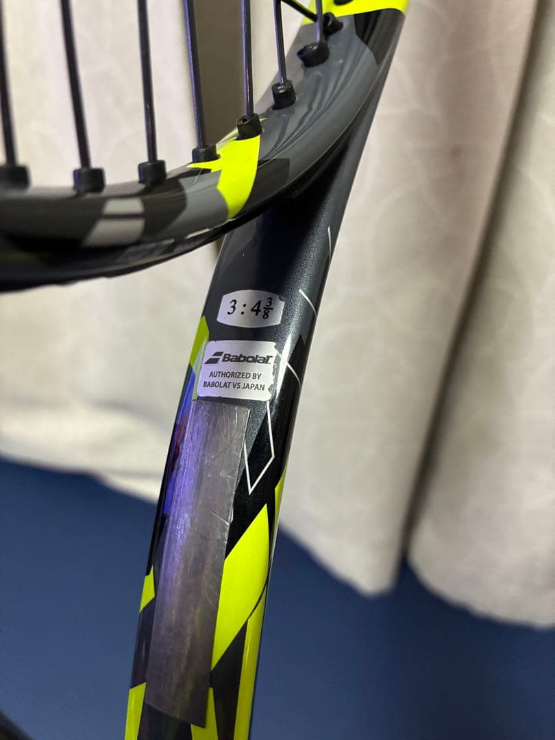バボラ ピュアアエロ 98 グリップ3（国内正規品・24年11月ガット張替済）