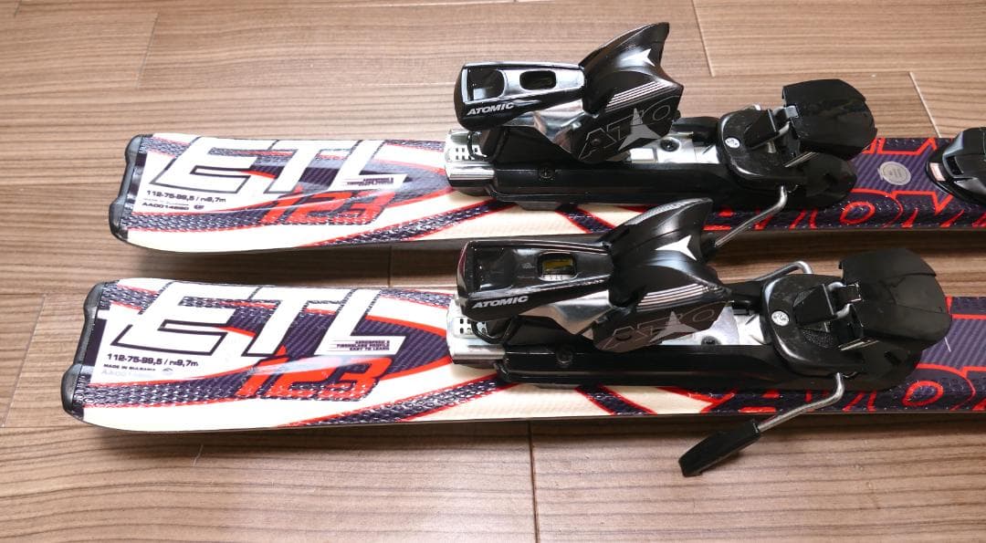 ★ATOMIC アトミック ★ショートスキー ★123㎝ ★スキー板＆ビンセット