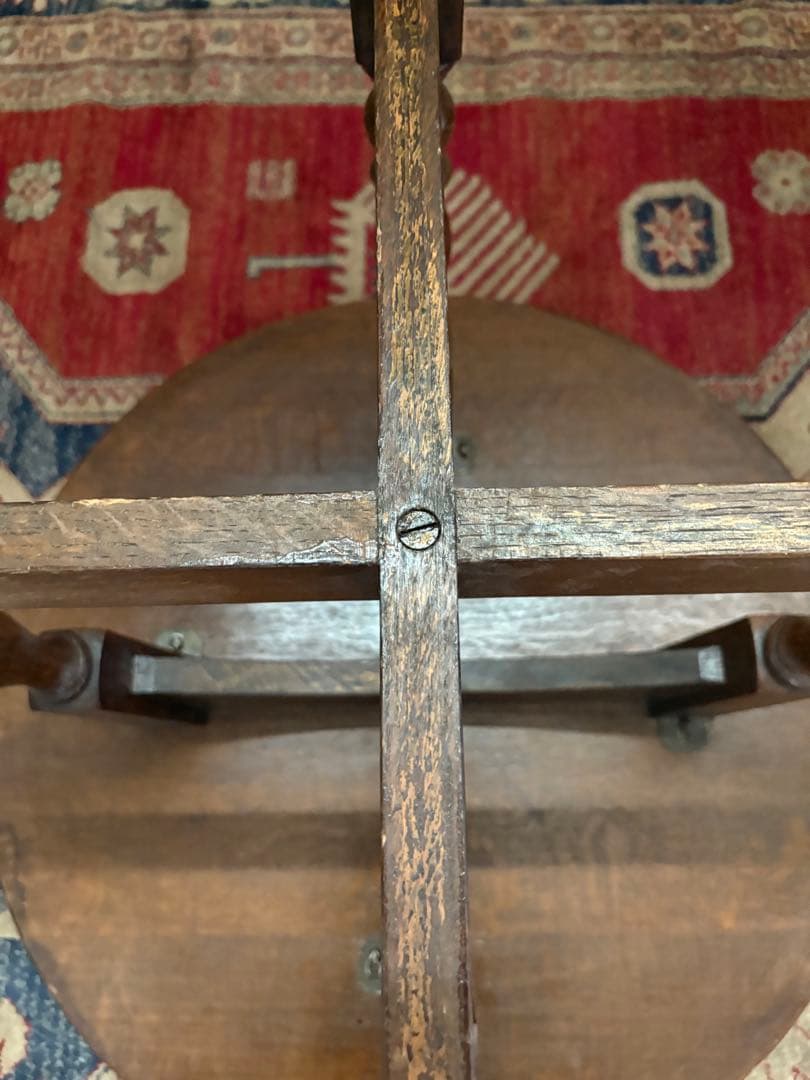 サイドテーブル　ラウンドテーブル　アンティーク