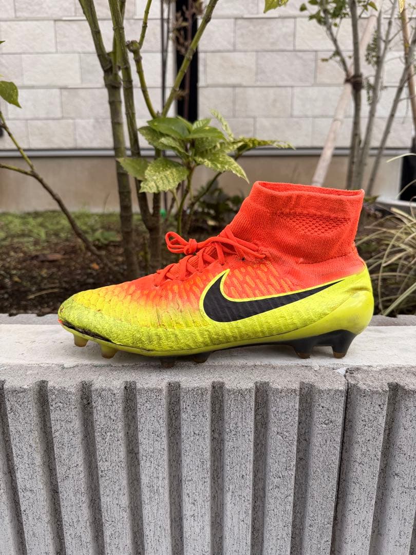 【希少】NIKE マジスタオブラ