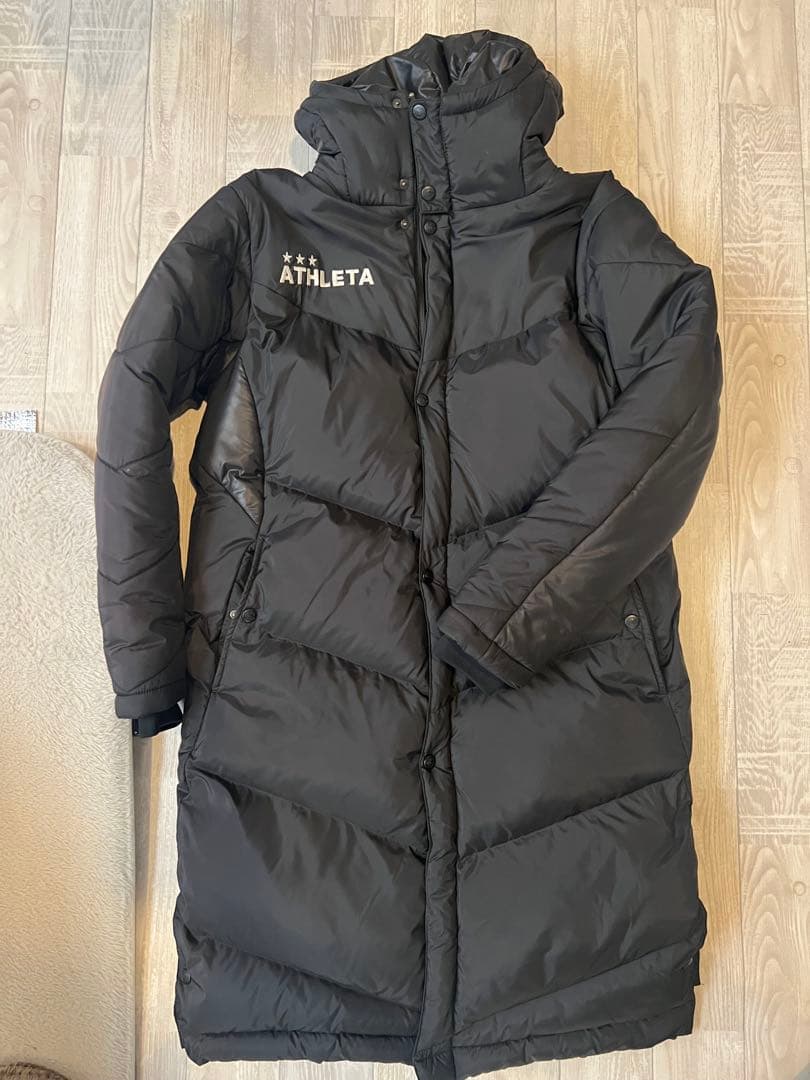 ATHLETA 黒 ダウンベンチコート