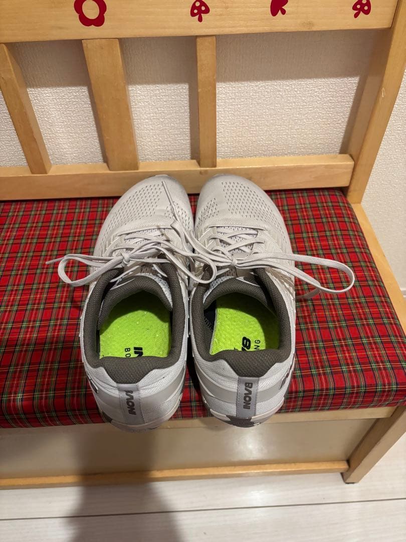 inov-8 イノヴェイトBARE-XF V2 トレーニングシューズ　最新モデル