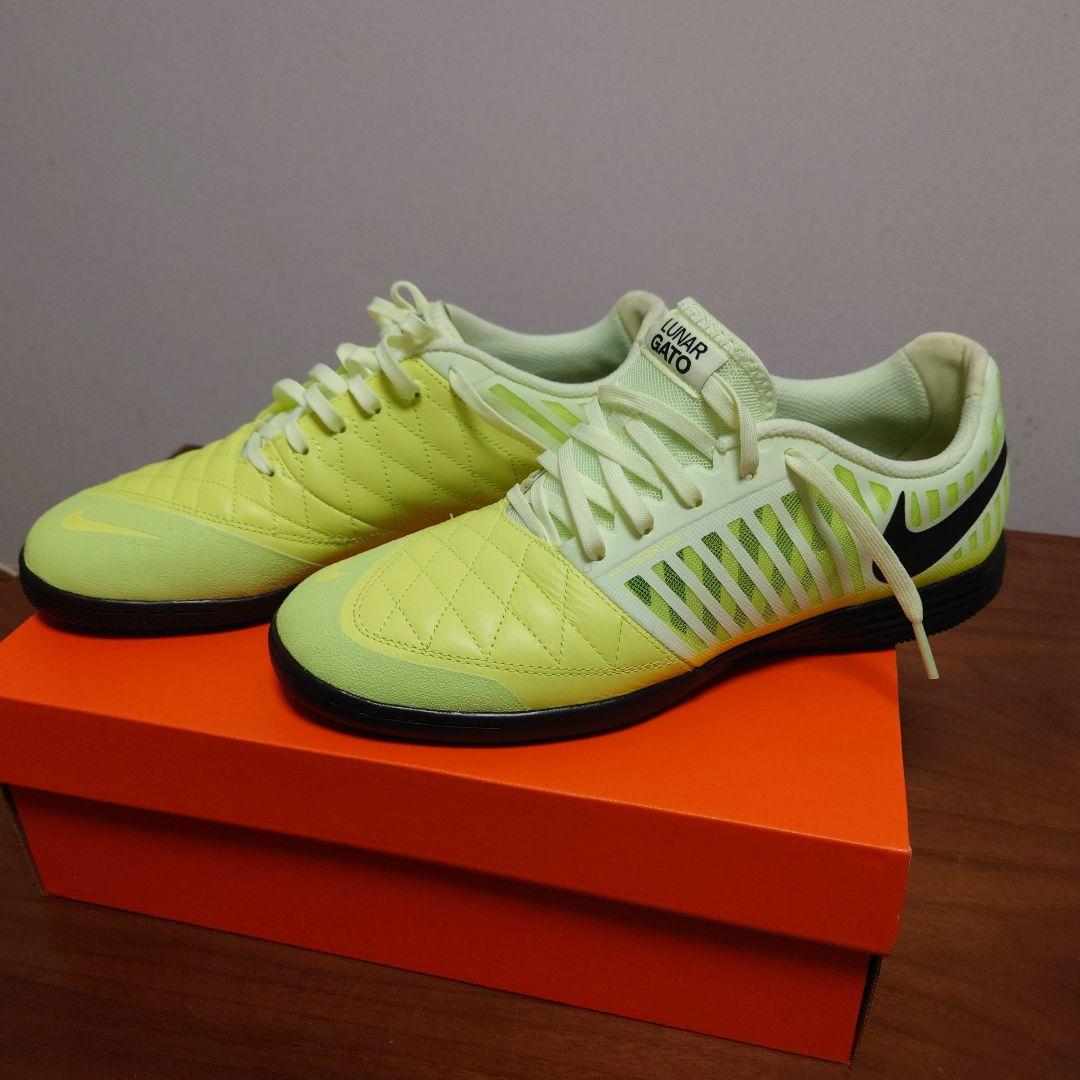 【新品　最安値】ナイキ　ルナガト２