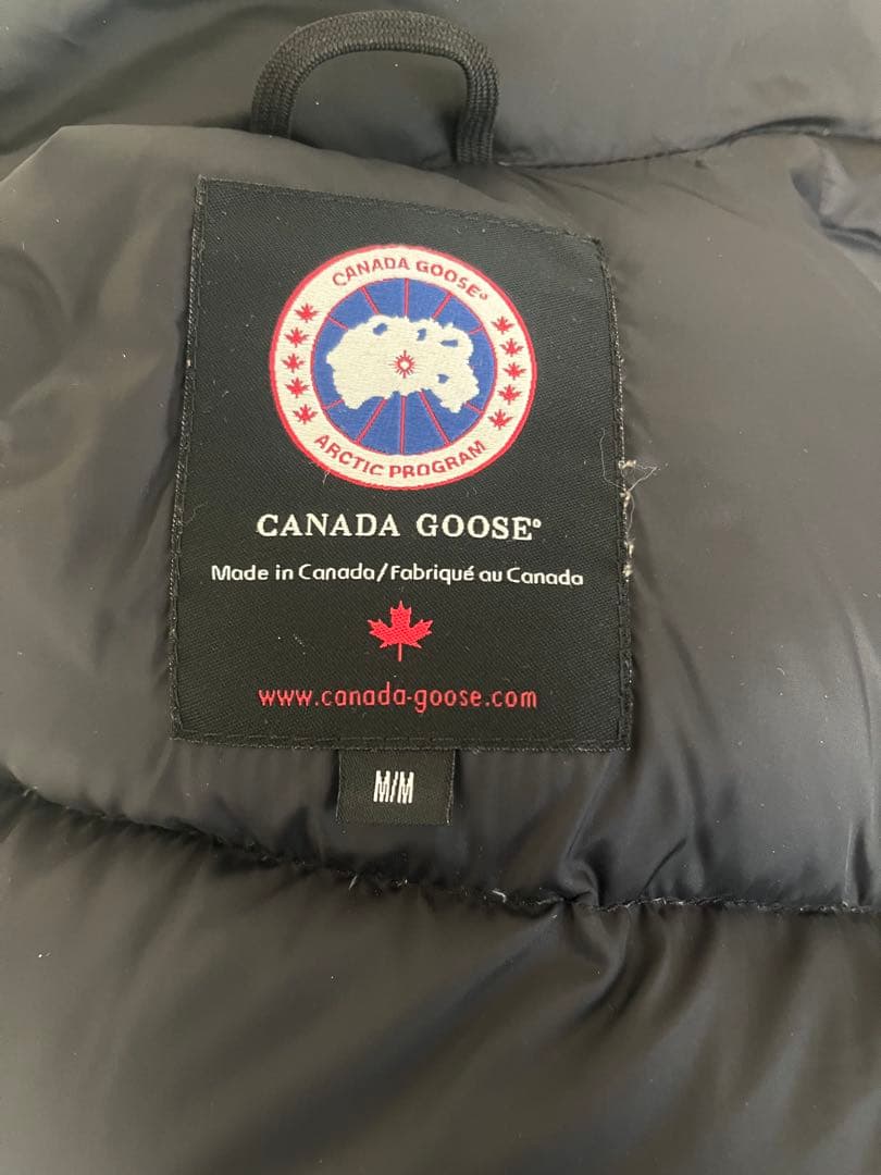   M ブラック ダウンベスト