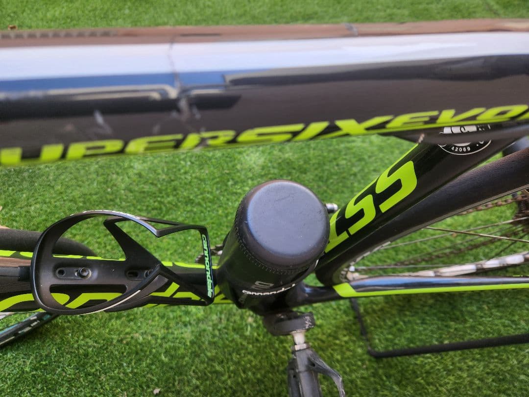 フレーム割れ　引き取りオンリー パーツ取り　Cannondale ロードバイク