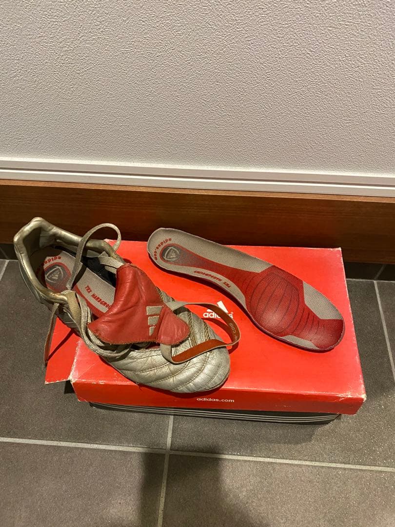 adidas プレデターパルス