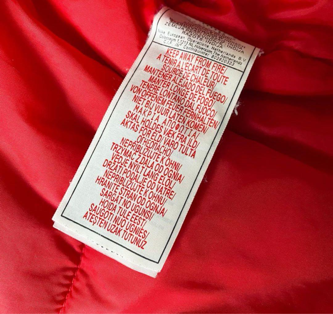 最終値下げ NIKE PSVアイントホーフェン／ダウンジャケット