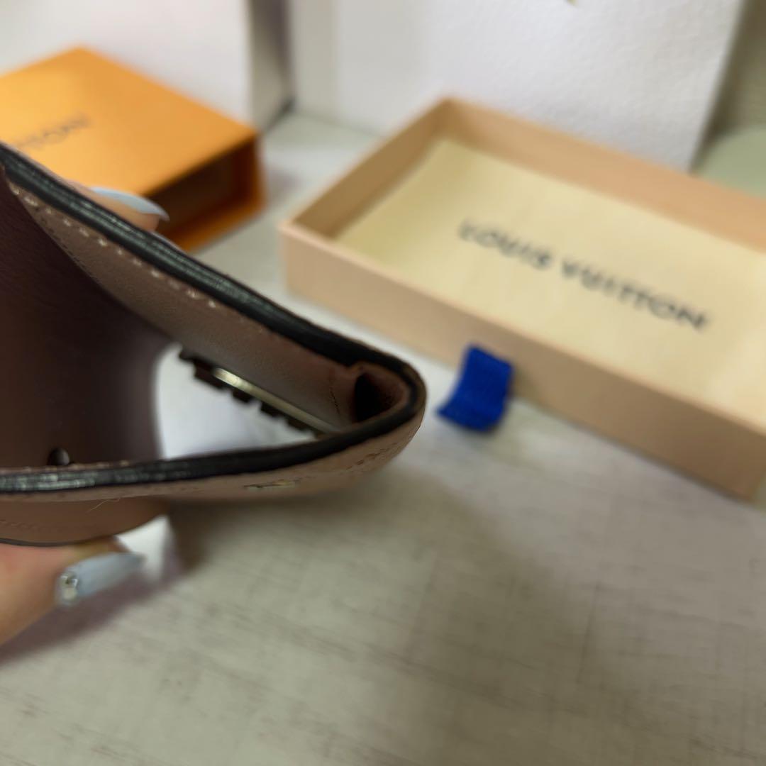 【汚れ有】LOUIS VUITTON ピンク マヒナ モノグラムキーケース