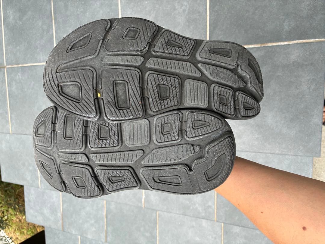 スパイク・シューズ BONDI 9