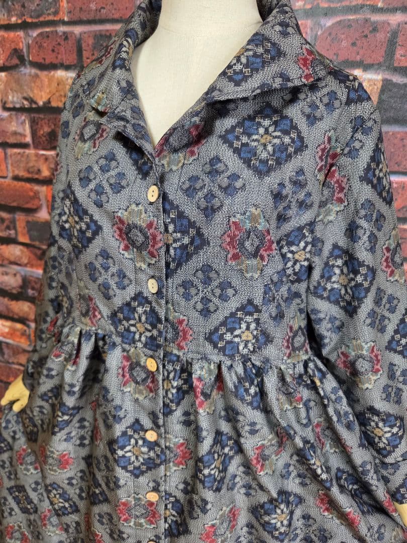 め0230着物リメイク正絹大島紬前開き切替えギャザーコートワンピースハンドメイド