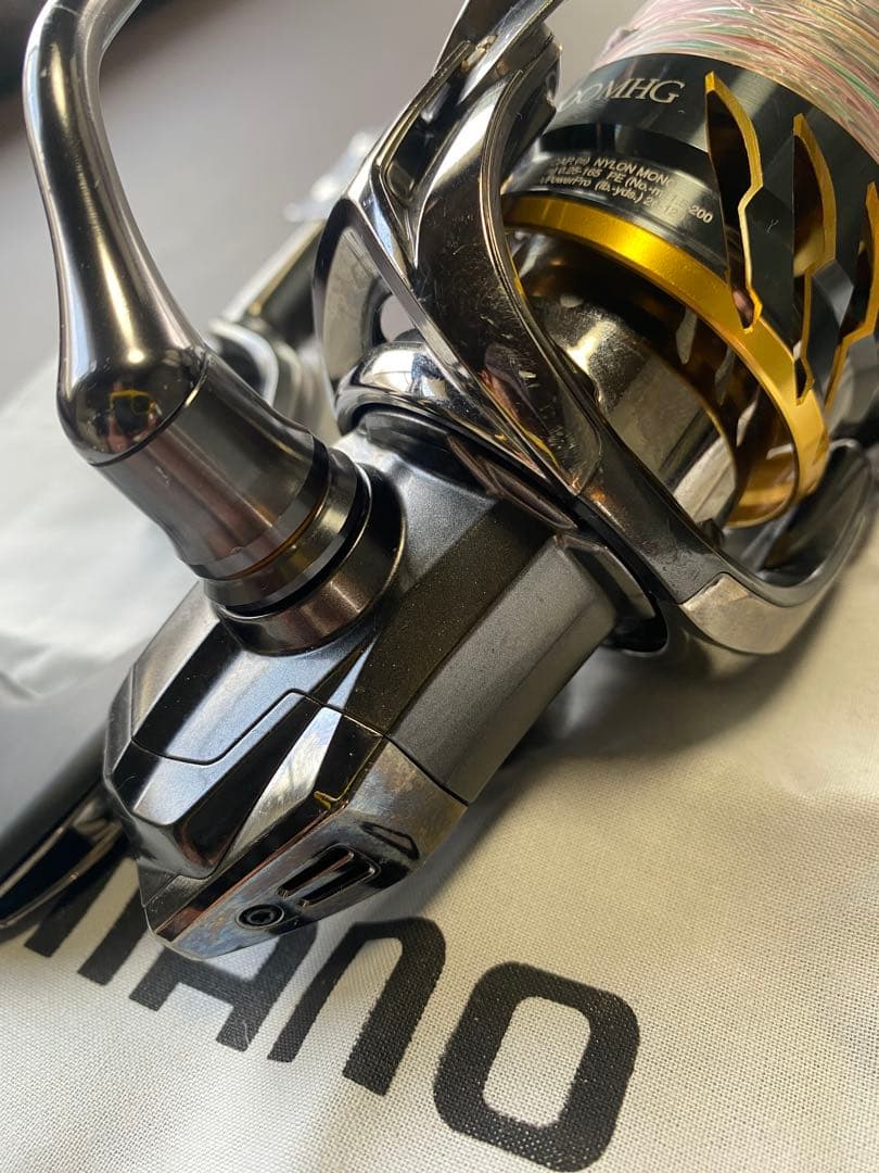 Shimano Twin Power スピニングリール　4000mhg