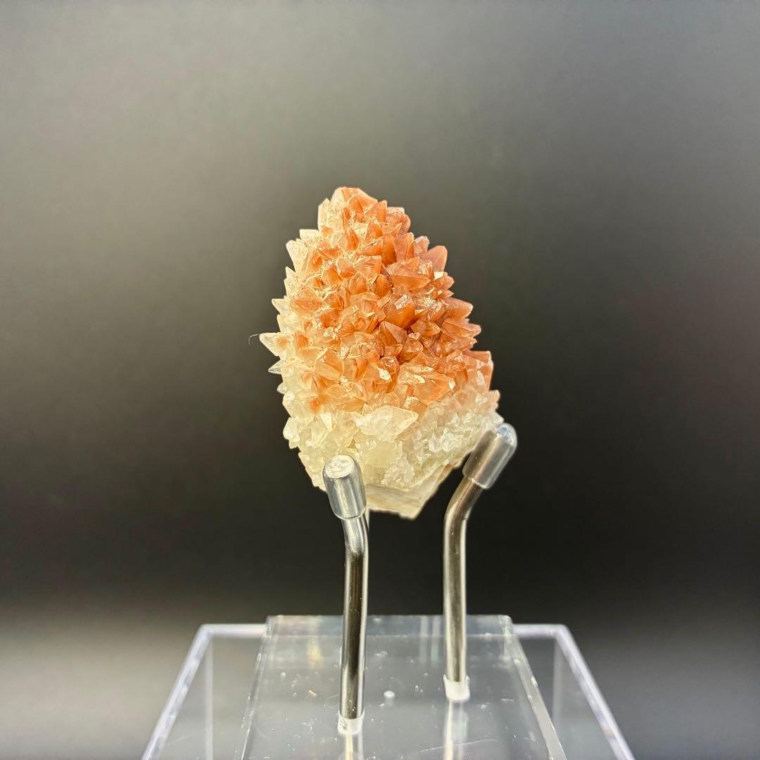 中国湖北省産 レッドカルサイトクラスター オレンジ結晶 炎の結晶美 標本・観賞石