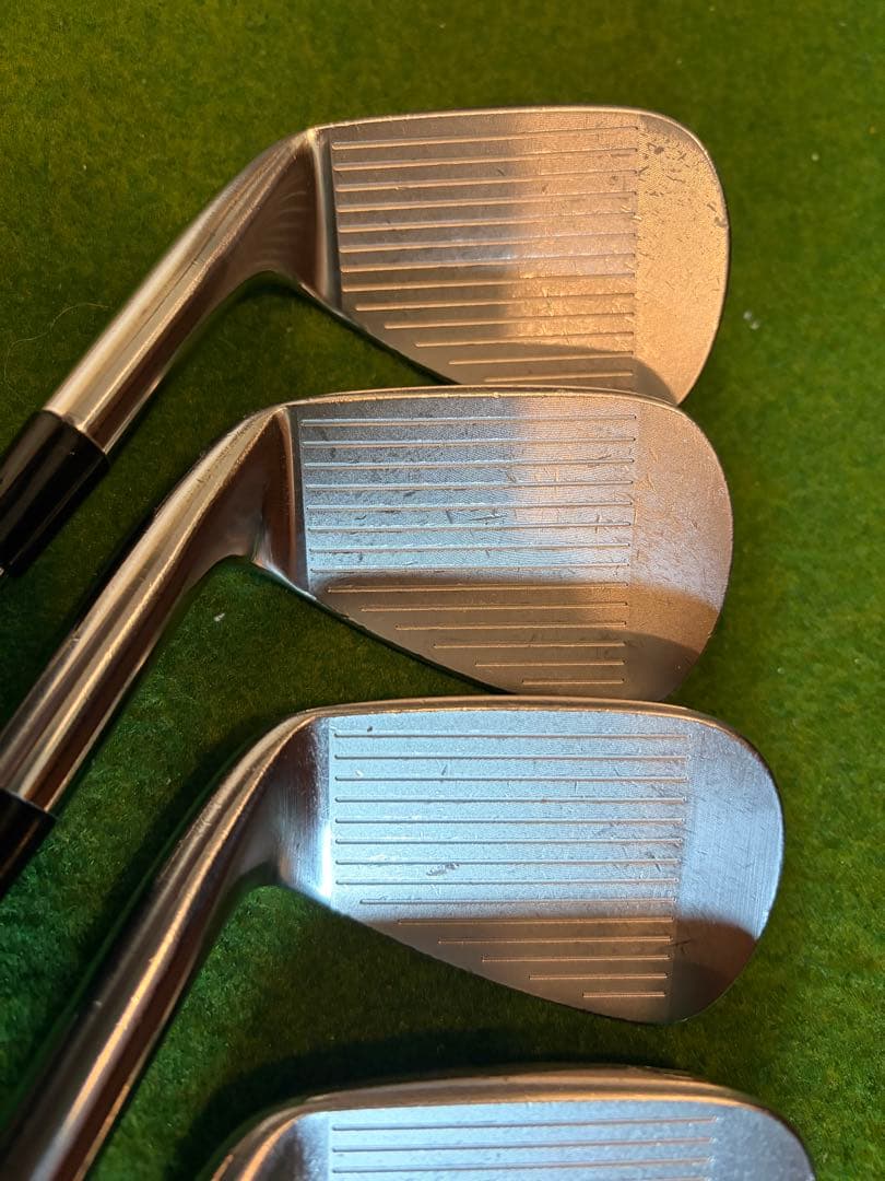 TaylorMade P730 5-PWプロジェクトX LZ 6.0