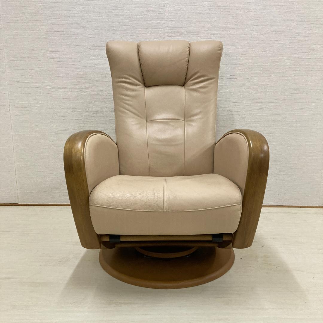 【カリモク】チターノ　革製　リクライニングソファ　回転式　一人掛けソファ