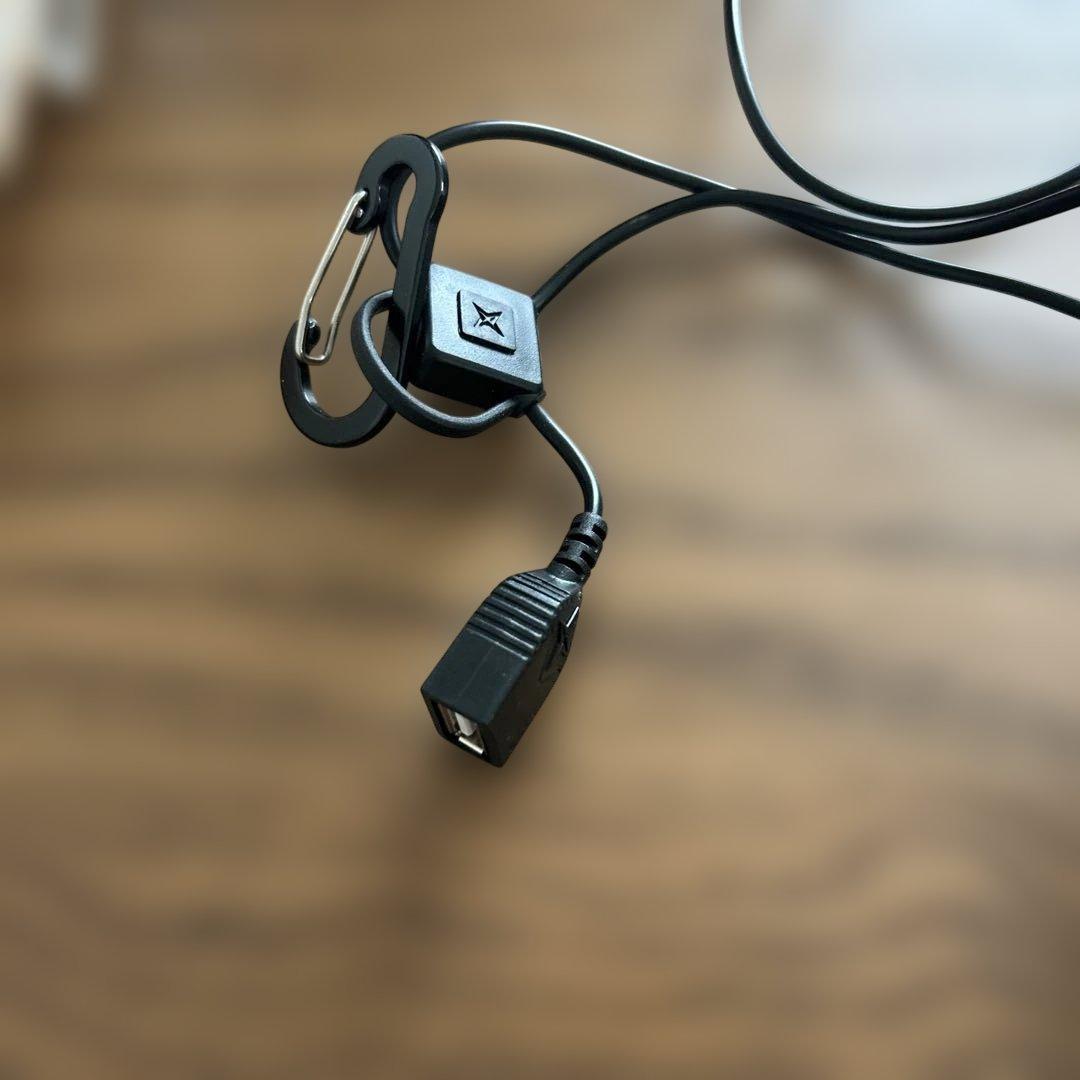 セール中【美品】ベアボーンズ　エジソンスリングライト　3連LEDライト ランタン