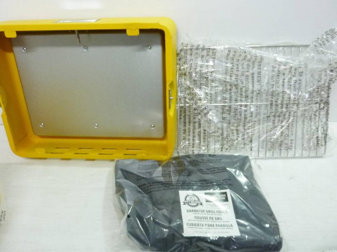 ピットボス ポータブルチャコールグリル PB175PCG イエロー