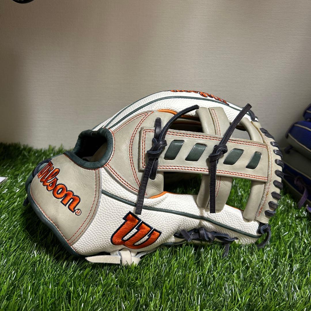 売り切りたいので今週特別限定値下げ　ウィルソン 軟式内野手グローブ　限定モデル