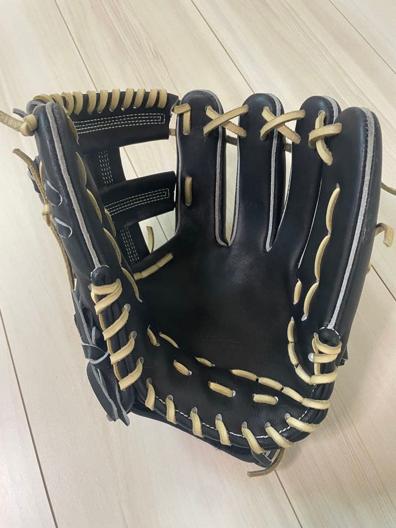 アイピーセレクト　軟式グローブ内野手用　型付け済み（最終お値引き❗️）