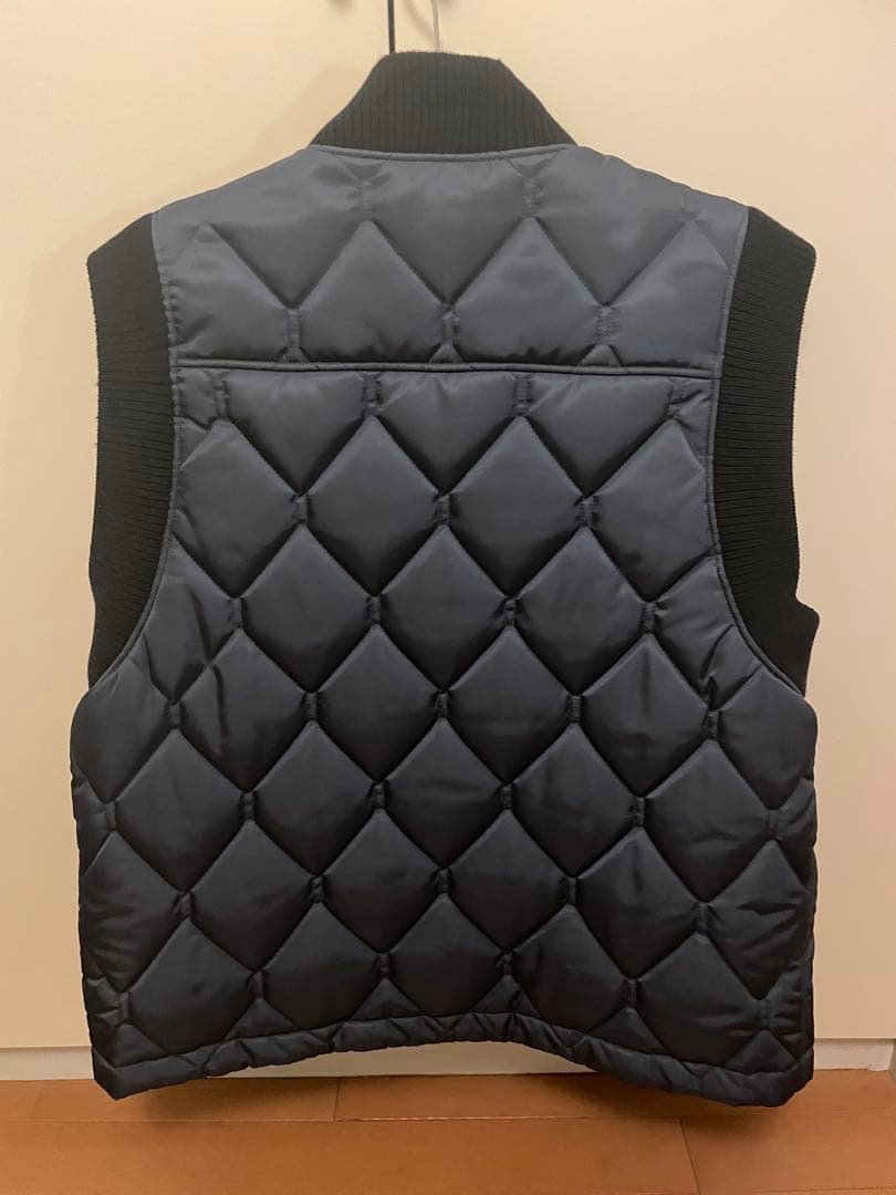 Marni ネイビー キルティングダウンベスト