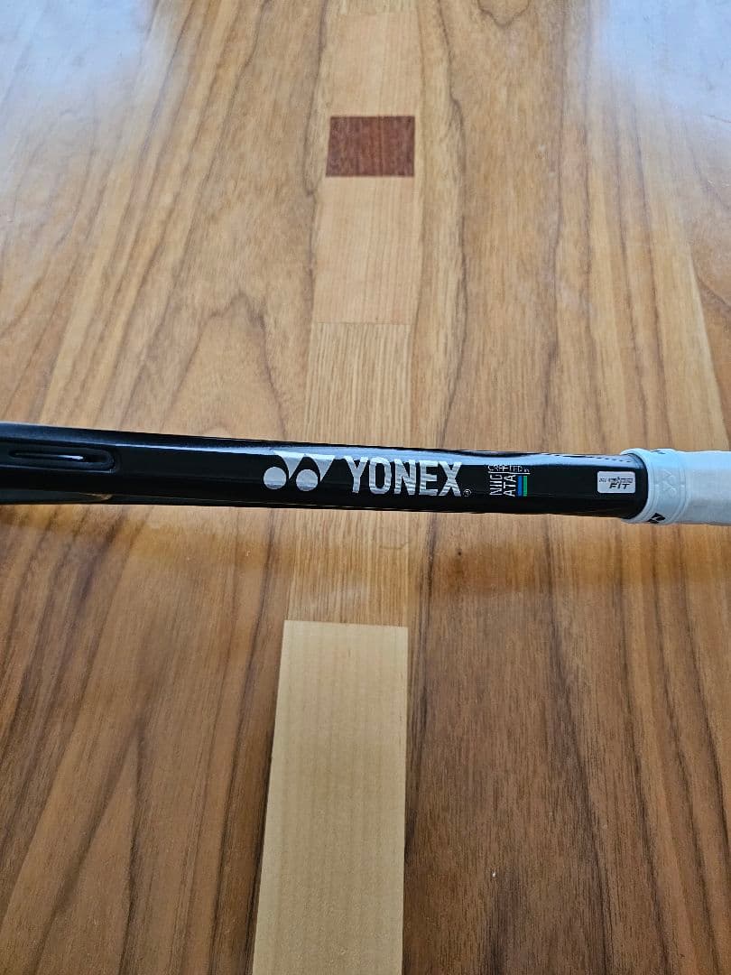 YONEX　VOLTRAGE8S　プレミアムカスタムフィット