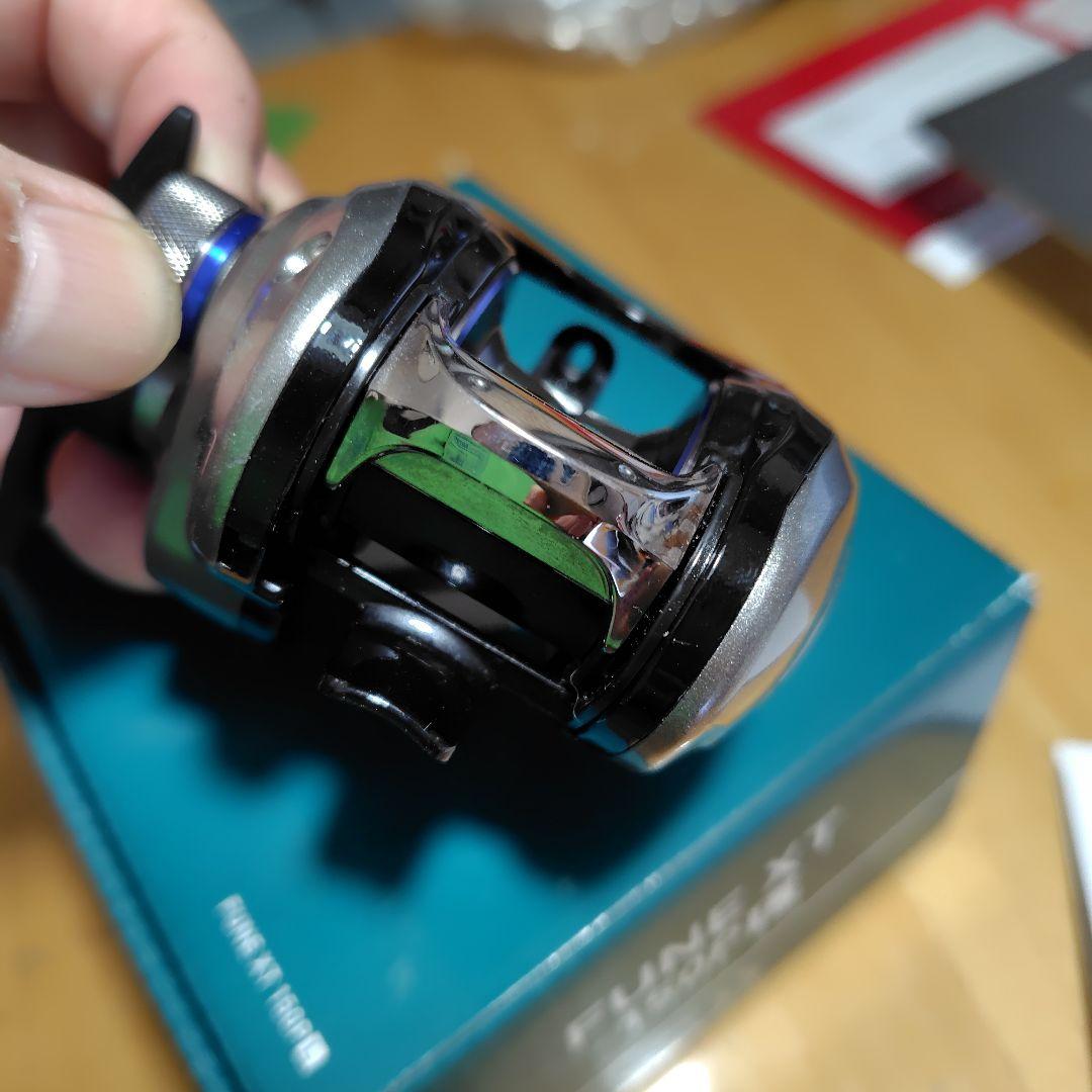 Daiwa FUNE XT 150P L 両軸リール