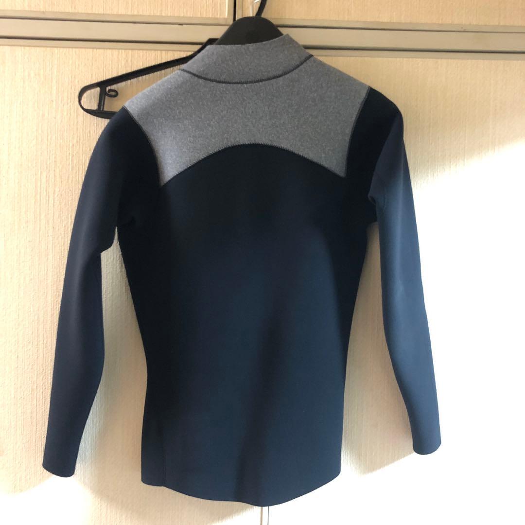 エアータイト　タッパー　ウエットスーツ　ケース付きで値引き