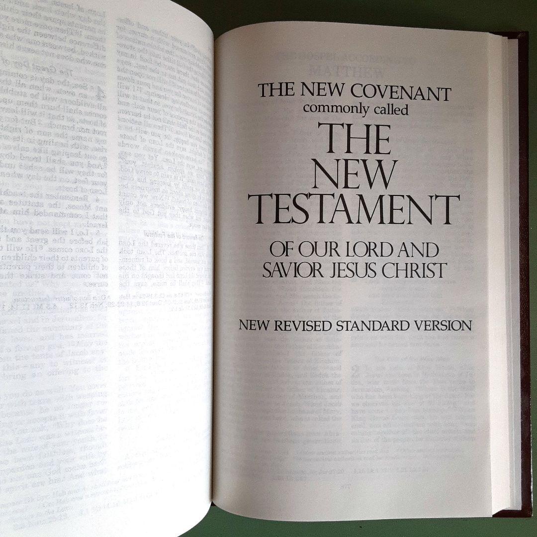 洋書 HOLY BIBLE NEW REVISED STANDARD VERSION