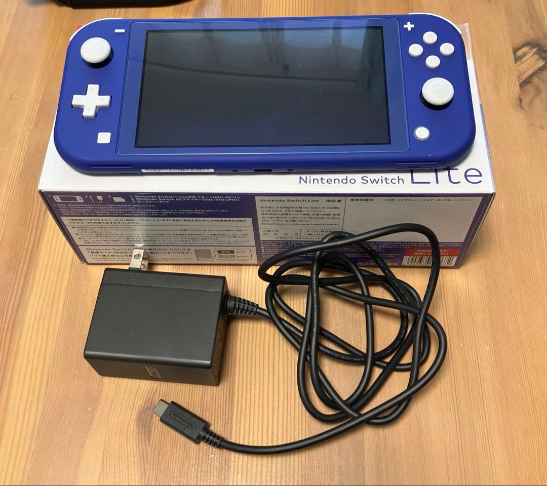 Nintendo Switchライト本体のみ