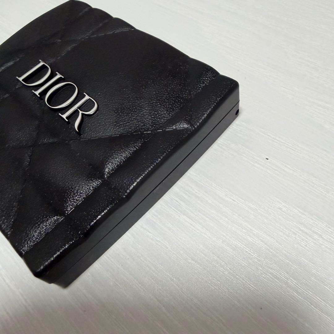 Dior　ディオール　ショウサンク　クルール　855　ローズモアレ