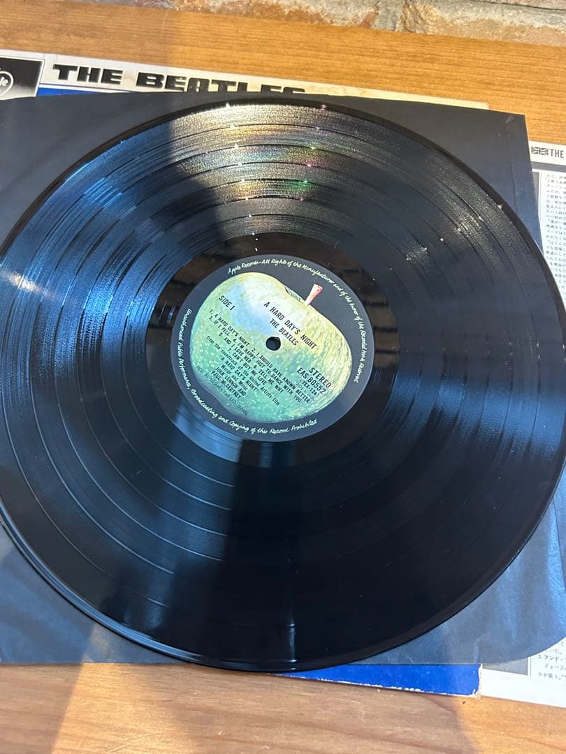 ビートルズ　レコード　３枚組