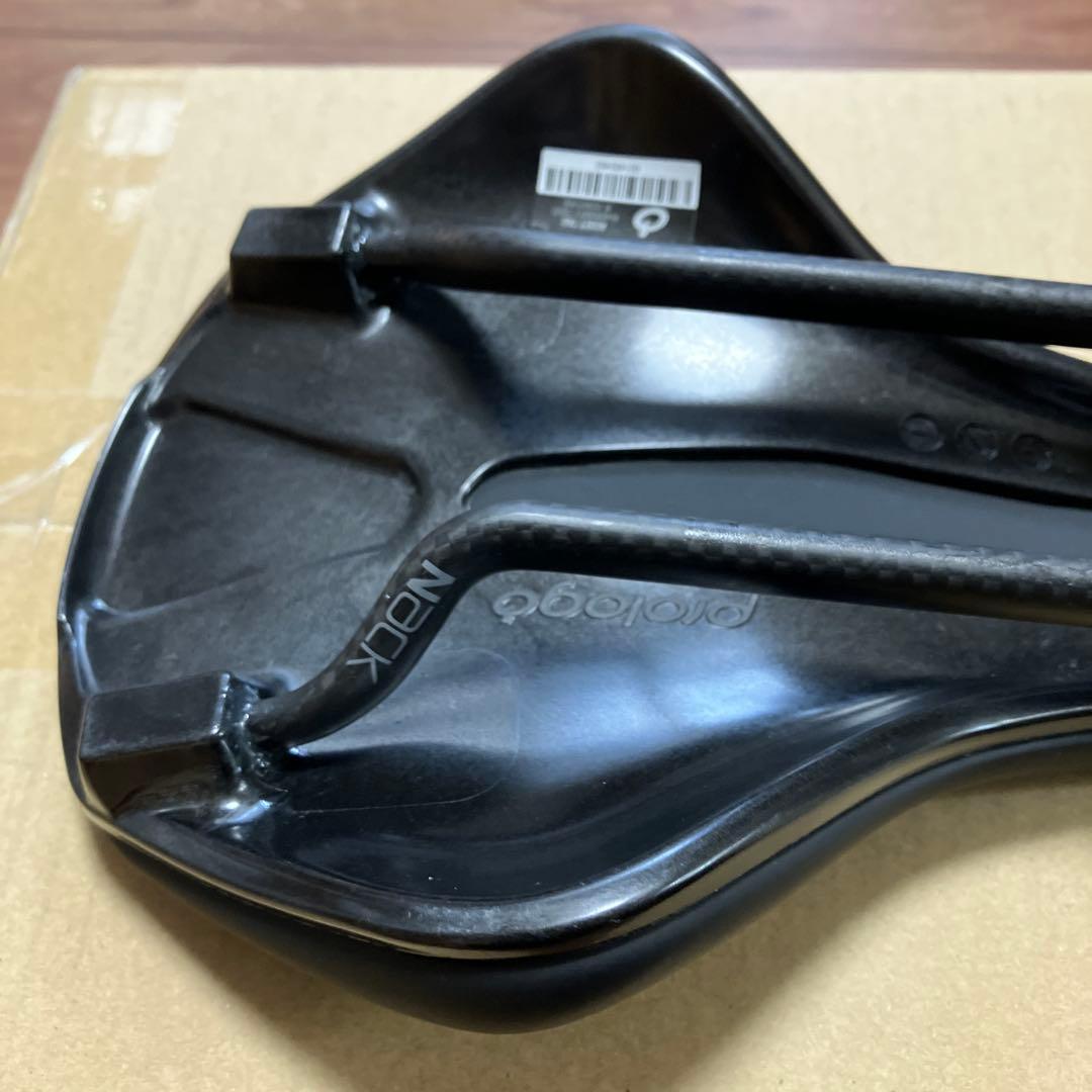 Prologo(プロロゴ) NAGO R4 NACK 147 サドル
